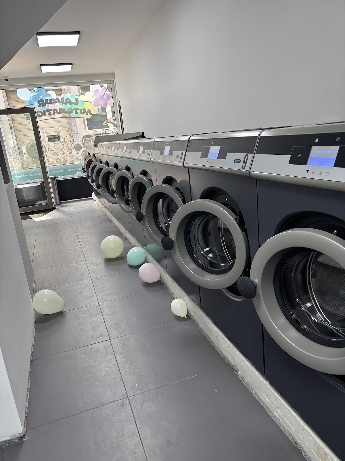 google:places/ChIJde6ZRi2ZwUcR4FG_9LU8ZtM/photos/AaVGc3n1Qj0X8qZHmXRBUD0LeM6sir5LgRxoi_8T7Je4uR-tsYtwiGR5hbeMCpJ92O-5IhC2nS0Ma3w8mXPYp0S5XbFAwN-bH_lXhYUNz7_AIbg7Eb7nXZI8OqzsKcSImi1UaBiGtB_tMoNiKa3MWvTYX89qT95mTuLbGcq76BuhJQMmQ_J6cC3QaDoUDY-BnuLoBExWyg1kR7