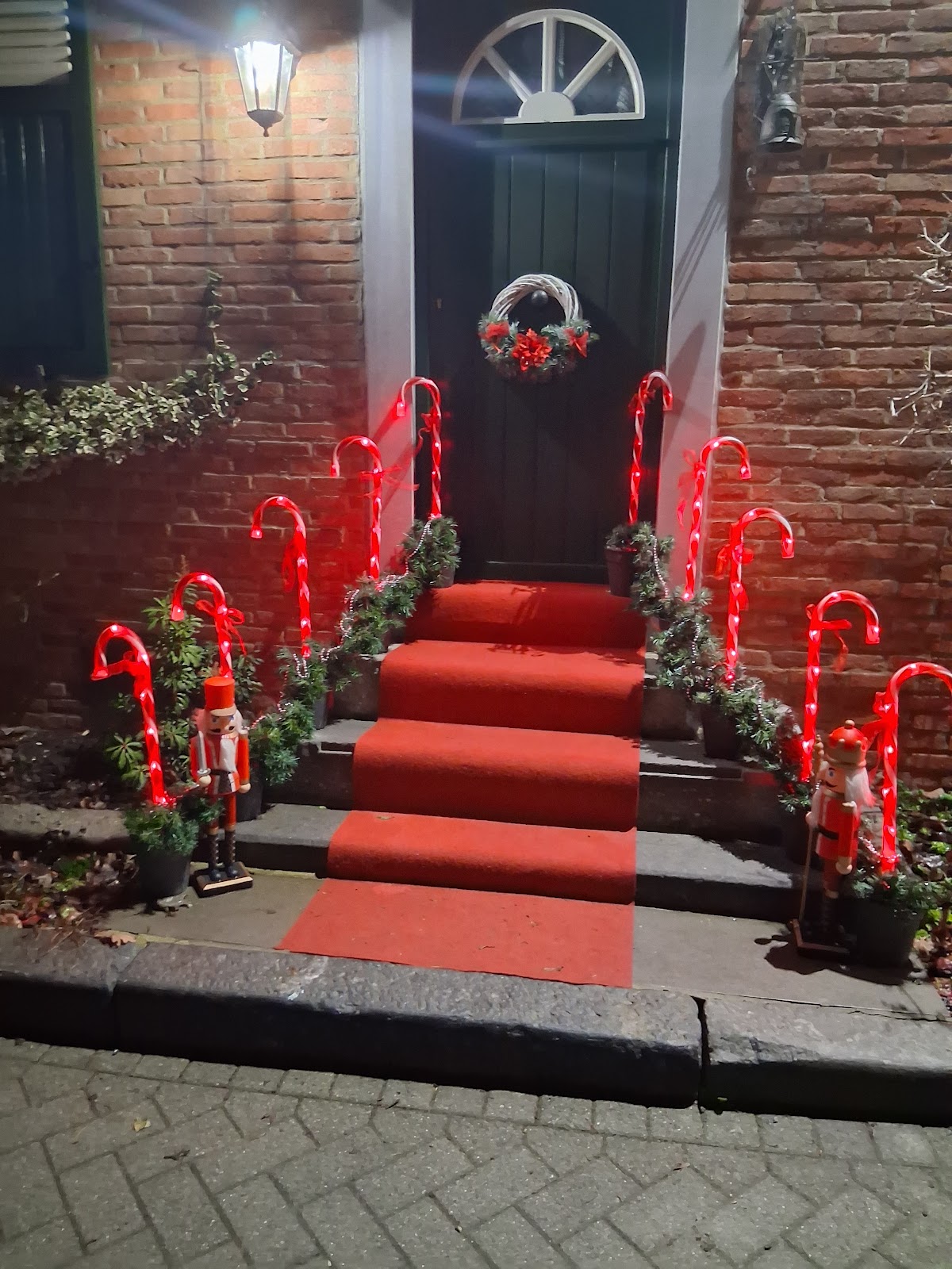 google:places/ChIJeZXoMbSbwUcRwLJGsoTLhxA/photos/AaVGc3ndboLl2_i6ZkFdsYDcWPk0aV0OfXEOpYjB44kcPRgHwGFUyuFCi0C3FPSijc2lborApySA4ZwjIzV4UR8ZmnjLu0kR7sqm2XN1oefV7d7bdGBI-xRLGvByZEQG_-mc0-f4pF4tYIxlbDPSFvG1ki9KA2mv8JAtmvddBAAuVBfxPcV9W55XQxxrxb35LTksxyHg0jsbAA