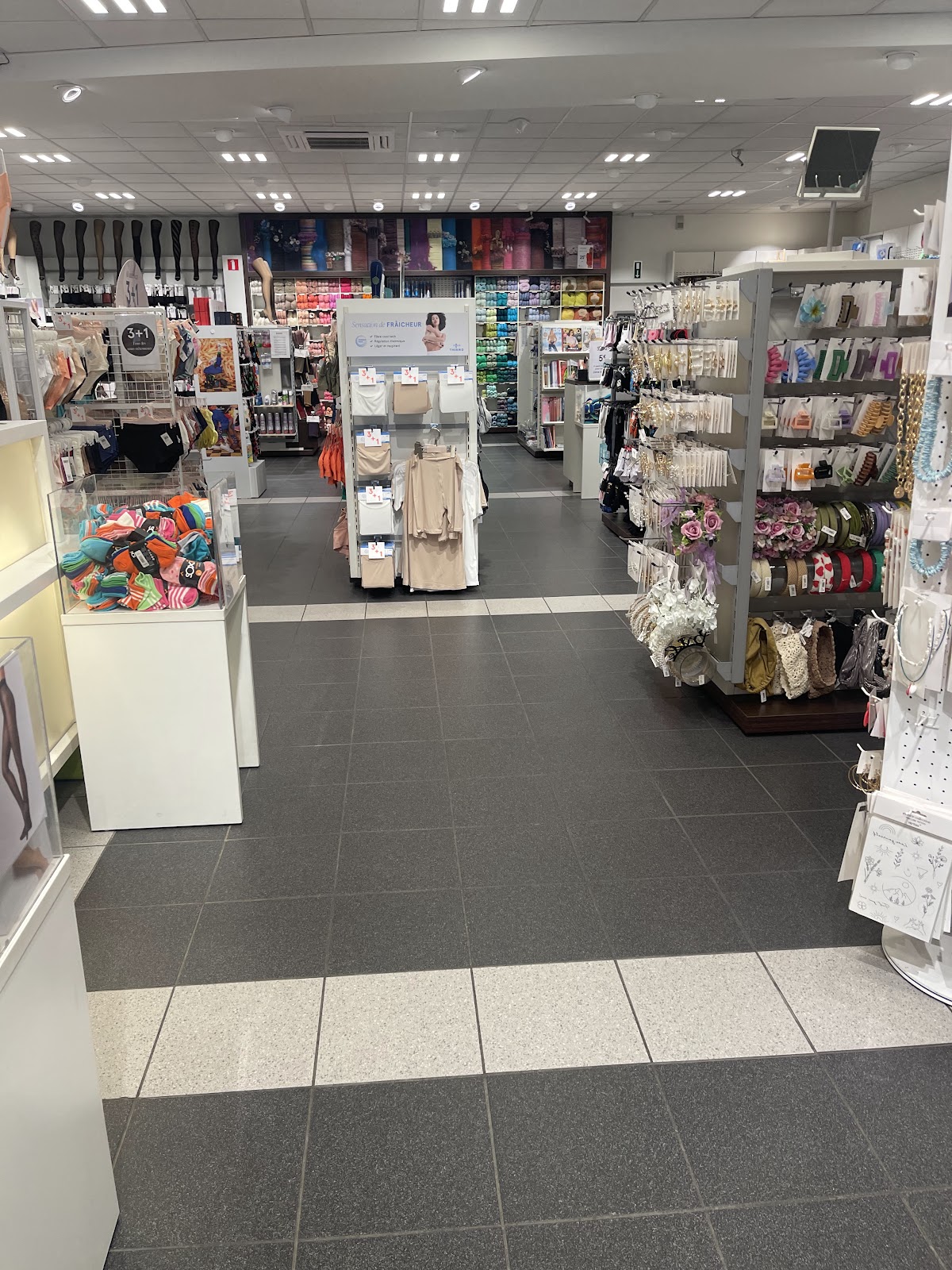 google:places/ChIJ36X97NHRw0cRye88-WtiJuI/photos/AaVGc3l_RBqAjIoQOFIQp-3LE7SV_4F6Hu5mV9XLL2CRTo_83I5xzEY_TcGrhupM9AuTLnfe6EcWj4UVDW_ig9ybTtxwB1p6BqLUAUVKD17gaCqPb-9JRlPneKLdUgz81EdVn-Knnvbjo-_c7EoS3oR4HrmCBEg9LiMfXAO_apo77WTq3Dpy5c9hCufJ4o-gF1fQS7pEevGLh_npaL0cLtbmCLERnPIBwWJUSzCzhlf9SkgT_C5KmZF0_rdqZOlEShP7SBSkocVDhFtfJEjfRl0MKNoXgEumwOJyv0x_Hn_Rpc8mVKFR9uL5xqf-mUNUPMmOxlbwytbhi3TV0GHMc2YQmjS3TaaY1zJfxG0rpcHpV7PQ3OS70LNQN-E2zEQPKRBDjUejqV6bgQ88zJWb5NZrBRD5eIm3V9mxDqXubtRjmM4