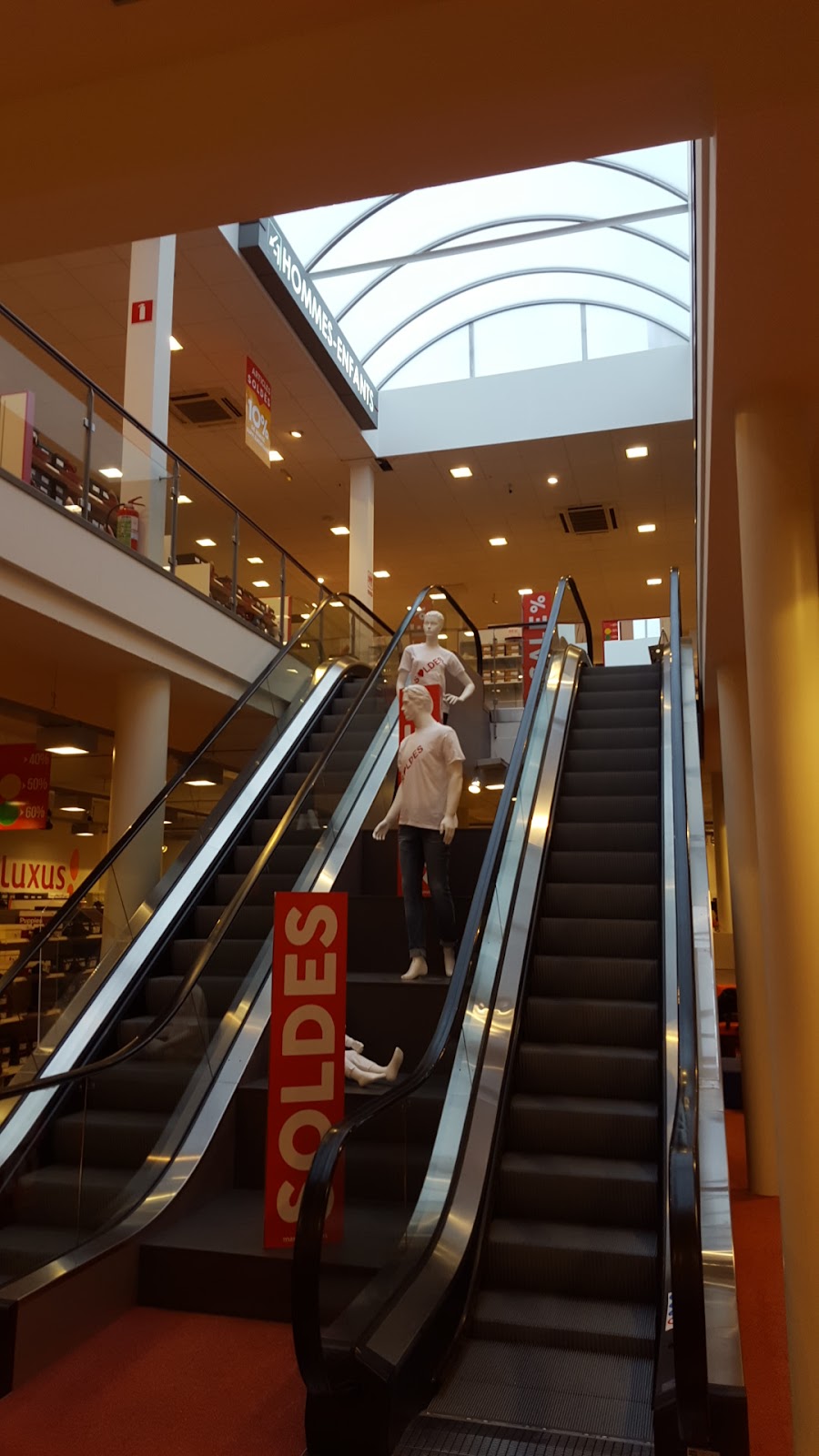 google:places/ChIJVSZrGsXRw0cRxv9S_g6UK-U/photos/AaVGc3nqlSnDH6Yy53EptnC0k7a8p5YMCPzX442bOSH0NjJM4PFolf4-sgZaypH5KHlqoKEerWtaRLZjKboZ0-xBg4Ww8uqm-m4YhGiXK_xq5KxaU-pEWg04OsHzGk5tDjfsqbxlrFOmr4ijZb68-jUMCeX4RsdDDEp51jhx81Gy0bA3hwYfbEyW1_LbTINelqURCcQk8sQoHnQUbBh5BOZrJ8unjuiBvT9thT2_uo_Hjtv1DDPizsbECNru_4hA7DbnWHDGjv1OH6SIMG8oQCnoH-zR3LV5QdIMFnJ-MC8UqbFCGFj-yVQ7s06B-Qg1sq1FrDLLCXkdWdLcfTZWfUg1isyAQHJLQJAG-usVge_vT1sThIWYInxtlmLZS2s_8CTCT65dHnOsOhDgUAdSWNxVfe6TcKHSiQn-hldf0Co9sDmLF8OA