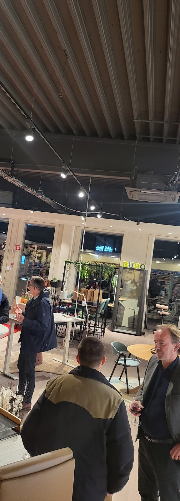 google:places/ChIJsYqYGU_Rw0cRQ54aXPtObjw/photos/AaVGc3nvsr_0BbFp2R6EjFCjXB7MfiR2JtgOneObJeRU_MZV2GjPDJNjVdoeWV1WI6SnTmrtDNEHAeUzVHW86pc4rNoehlYvdNJhR2kxcJN8nL5PXKSXZVVGjiNa1oUmxz7fNxAvCP4uc_J3s-DfQobgAYbN4l-OCq-Jd41Z2264uskFgTrN0S-tM7ZrAARNRd3m48ccuZtMUMl2LqGH14yAsXt_U-uW3V7v8HJf1vgXMXmBHDqLTz1-GktKcVa0m5JgEesu8wGhPdg6nXxAKx5kqydBgkzZrWjSo2DFPfI46q6CqMyHfMp3b2XvyNkBSt6JoQq1G5jXVEGsQrrz0WF3ZZ9CENO504Lm1F0iyIh__AOzBHAvcbaXWr3iIuK4C_FRKQiDyFv1f-817IglOjhpV-NUmiMF8DtiNUBhmsuI4F3z0w