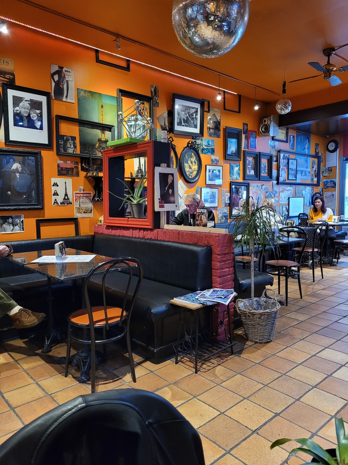 google:places/ChIJF2EBjnKZwUcRSdxpdRgFnwU/photos/AaVGc3mGXnb63hsEwXpklT6dwU8UPPQTZBZJpqJBehpCwgPs_5f3rkgrvvz2Ccn71Kl4kv1LxHsCrZ49zCy-THA3Fx_mW6rwr31FjtEy7Ul9Zp3e2k28kyizVEwjZbt9pBj7Fytv3FZwZ-WVt-IainoXVTzzAcDiIFKb4g8vS5mxc75YqSG2obvd1v1F7qAaw0y8fjEgnvW16c