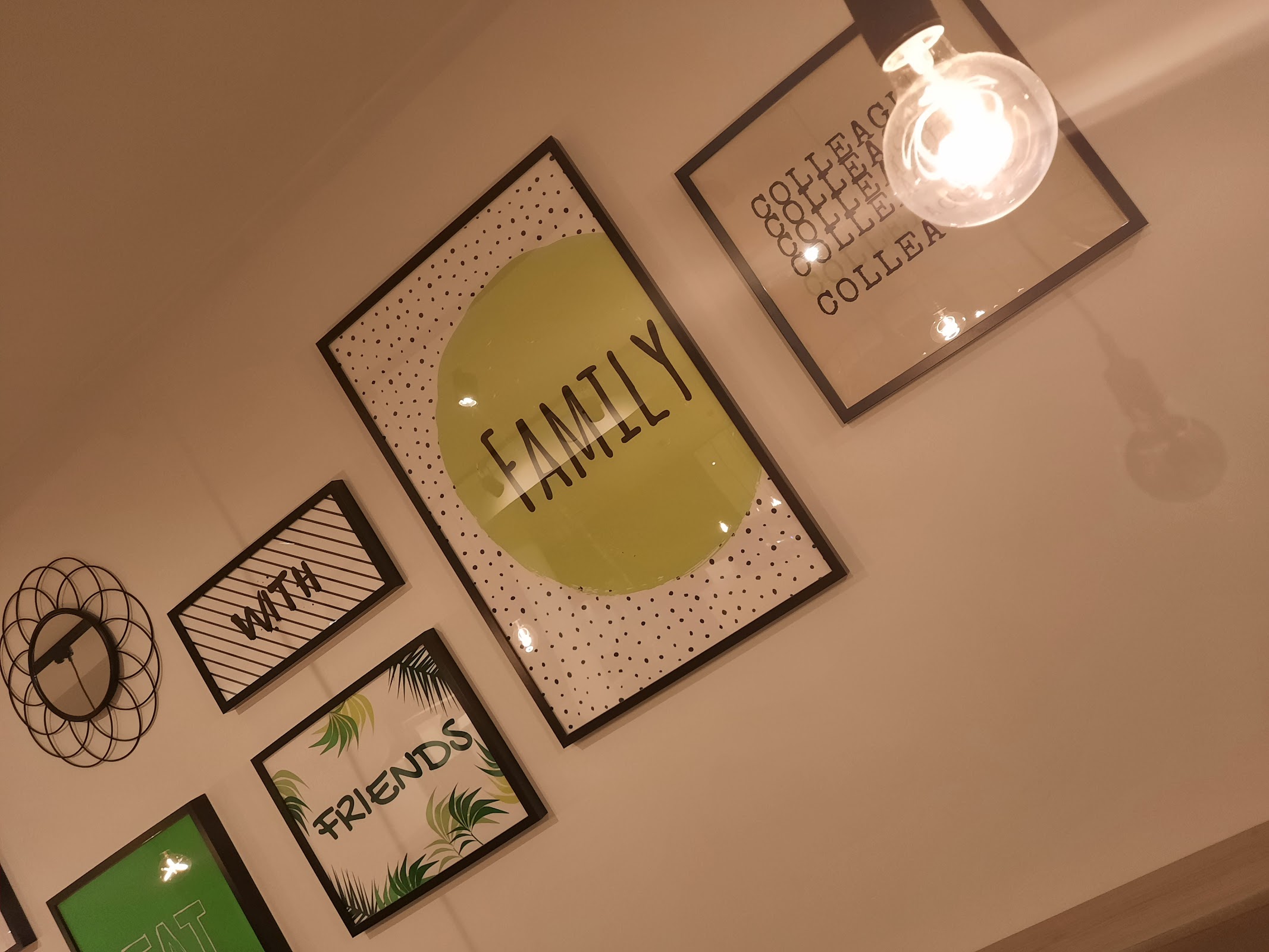 google:places/ChIJNQyDKNLRw0cRhvLkLgxsVSg/photos/AaVGc3mKhbiXnl7LAKxXxumxVTuwxKVFWGwhzra_lqO_Uwh0LQmEY7ctoeb84AEtXtXx3OWt0Ih-VBeOs1vHHZtxQA0QM7yaixF42KGUxiTJreP0mpaloCvauEs81aUT88lKZMArEwf5mu-jr13MXlWOb2Sp0VL4UECRFm0RN2nQJBrUU379Bi48Md9ck_TW0jCVruInNLoxf04w55L18rxlcFuhgIUUg9DvLPPFY_BXneaGnp4XWP0NGY8quqYXjryfRkhdArKKGsmpgy8DXIeqy8yun7d009WJFAX1OmmLK-VqI_3xx5ul0pZEDj6_WoiH_Bj-B3fDGSFn5IKXeTRW5h4c4cODaH56V4p_tU2HirlRII9CT1nNSgStgiM4ZOx9FUEnrwkK7hfAVnFDzFHfQxGMamA8W-C1pr3zAwTPEY-cogeY