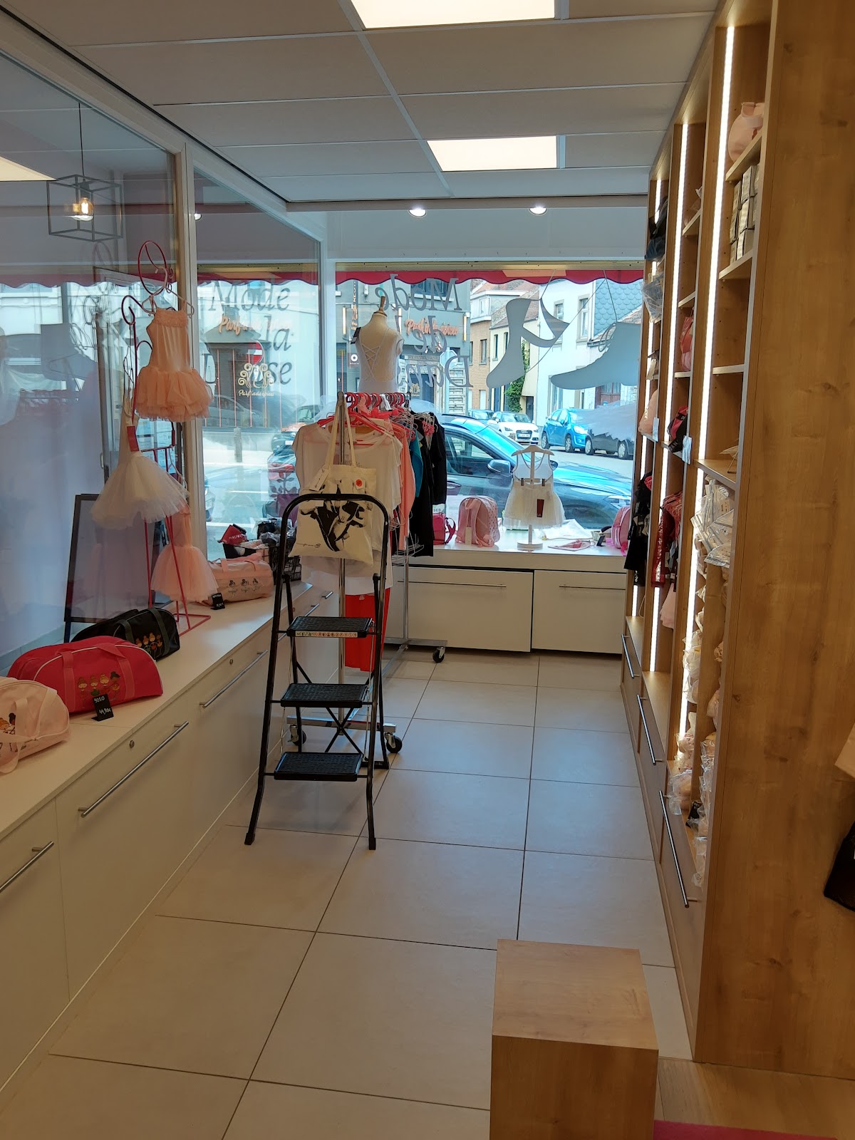 google:places/ChIJ_1InmMHRw0cRTl8Vdh_DLhg/photos/AaVGc3nv62uDWxFOC4CcxpdfamaCC0vIuzbXyx0oBSV-64qRfci9pXEuTMkycavUt2dE3eZDzv8ZnLqW16n6S1YUDeYEgtJIbAbK92q9pckFZuifPUINBzI_EgI-1xoIuWhEzOkgtf-CiwNf5kXdZna8fqCUeW8CEu5Riz5wyvi2eg4Za5w85mH6IQ3RohfRIUPJdzfbletovP6VKSJHtjDbYQhgVffYeiC2KuexX1Zh8kUGEhlafC_W8MZxeF0sjjNpD5Mf5ZlAMEDKrnRnPqQQ1tnH82ZxMAFYmlaZKoBjJ71AEIWbWEOZXFRd6ysGiatLQexww0jfwiImydfC9_nb2M4JE_sTT1Vj_nRtEVZs8aaMlsOxD221aAd_kCOW8Jvv1WtauhjPeQmsSIDzFITQAZINcZ35552folQUhSAXJuju7ntc