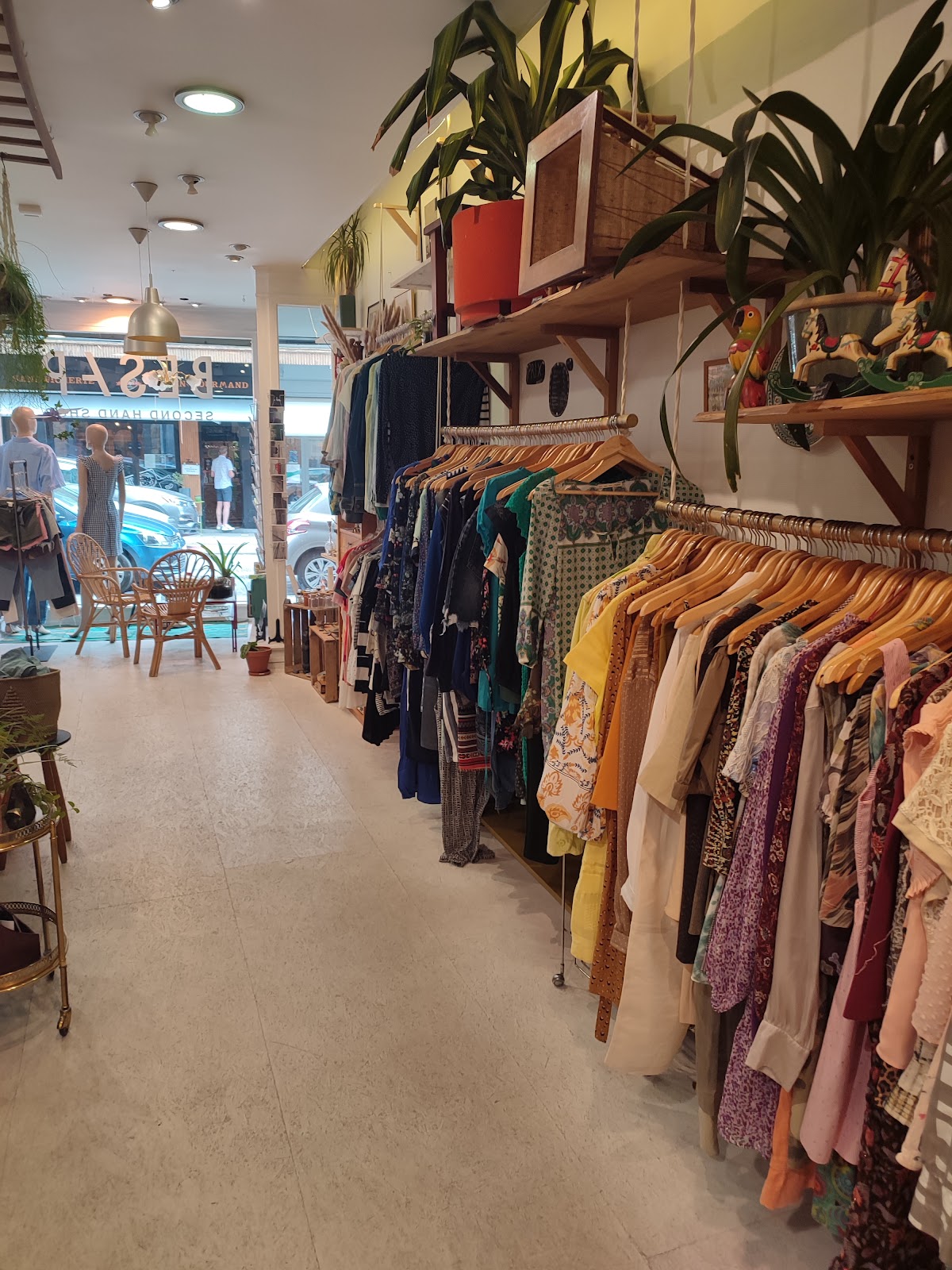 google:places/ChIJ-wb5e26ZwUcRSxCQSYr3klM/photos/AaVGc3n7DYBxVrltzcjJL0uAHLdIvgrNRO_3bWq0VV99HZBMM0Uc7BrDKUg3kZY6hDHZ8MTDT6qpiziLoq6-uP3J4All9sYYRZSSWGI2R6Hsg4Tg9EQwfJq3GimsT2QDWCs-0L67MLJU7vaWRA3myJMwkKgdIhEQMHbqXmhLMq2f-O14cCAFACtLGMGKEm282nYW0fBfqwXZ-S