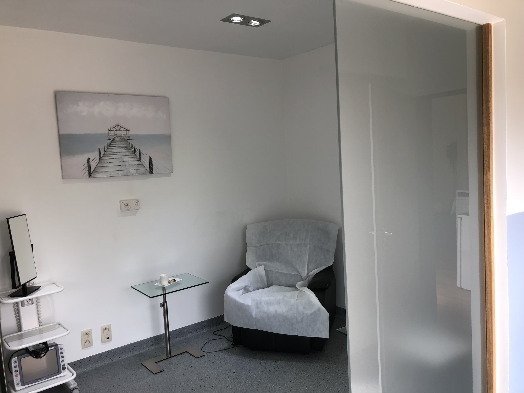 google:places/ChIJBbE8oe1PwkcReVTfsnLmuDw/photos/AaVGc3n-uE_wve9eU6xzNH904zj0k3F5-VKXWOqbrAHqwKGyoOstcsIaz_RrBlrnvaHXRumM1I4Aj5QhejAD34511hDDfhoczCTP0C_IC3wS5lhdLY9ohXlwIthvqf0IRyWE6g2zms_UxFvndQj502NkgYOqn2kNNuiQS6Eqr1hfvxGXC2D8Iqh8D_C3SrQLjzXd_0jDwKYRl03vpz0iIpBmKI8cre8MfW8tT38GuHuXHWKUQDGQ7QPIh5Z0Rh78GqdEcXD_wABcRoRVD1ds5fPViKBTZzopm_nqoBCvnww0NQxsiA8n-9u_3B_2KIZf8zvHpVipUFwSgqkfRvA4CzkCeasJk_wALi4Nxvo4F5CuNZX2PR4yh5_pSRbnfIr9PEWaaq0CzUDOrr-vFiVtndubTYQxWF3kOYeKb0KqQjjWPC0