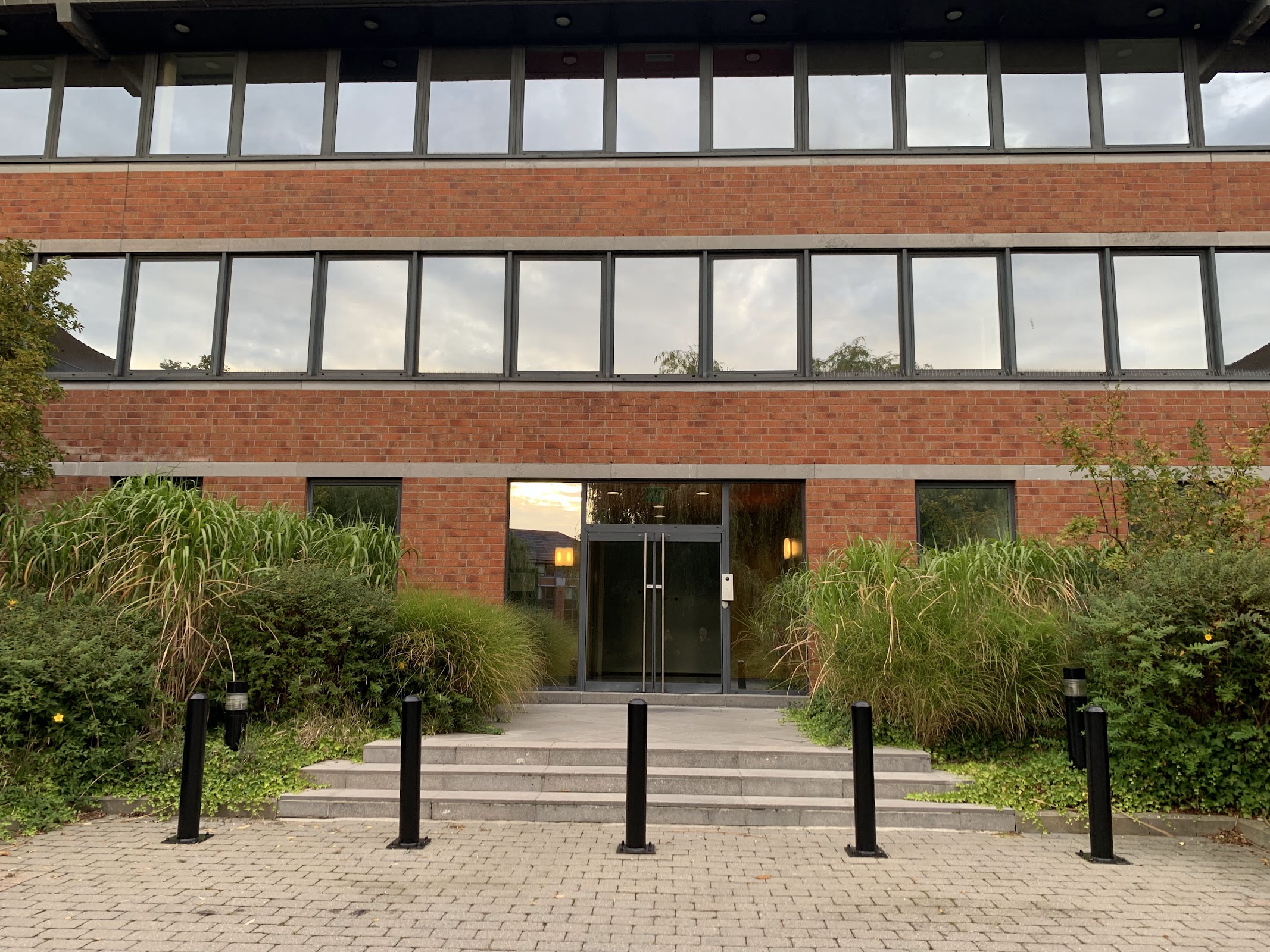 google:places/ChIJU3QSKQ4mwkcRKGayKr7Cumk/photos/AaVGc3kQNmeK2YhAYrD-VVEJ_FX9pByxNwJf1miNtjqPsq8LXqieTmqWiEbML5qRJIczNgAJ0m50lK07iGIXAPrZMqImLyvkqKrQByqTl5akWWLuKA9r43EZ6fSR-Akw8d1tudG0s68wRBFmtb0KdBnzaoQQ6CtZAYQpBHe31_H6Eg09l2dsnGE3hMYndMzfJ35RZwDnCkdbh344R4uo-teObbgkq2fCrNGScB2Rnd16GkxIjA_Z7ZqyhBNcGdD9nhhAhYQ3H2aYDGtgsoAw8-e_sdztAajr9qtcCUlaquGuHbKBNasFeIOGCQvfCf9wXKSAV9TslXL9gqERTBPPMfJPTRzeB0_OFuq5a_SBELcRU0uBXD8sBGa92qtdEF9Kep-w1SV9kFo41gsONb_XBTTTqAYKVjZ78APUTzSUscGiXNGnHGB5WJRcoPAZHIavOw