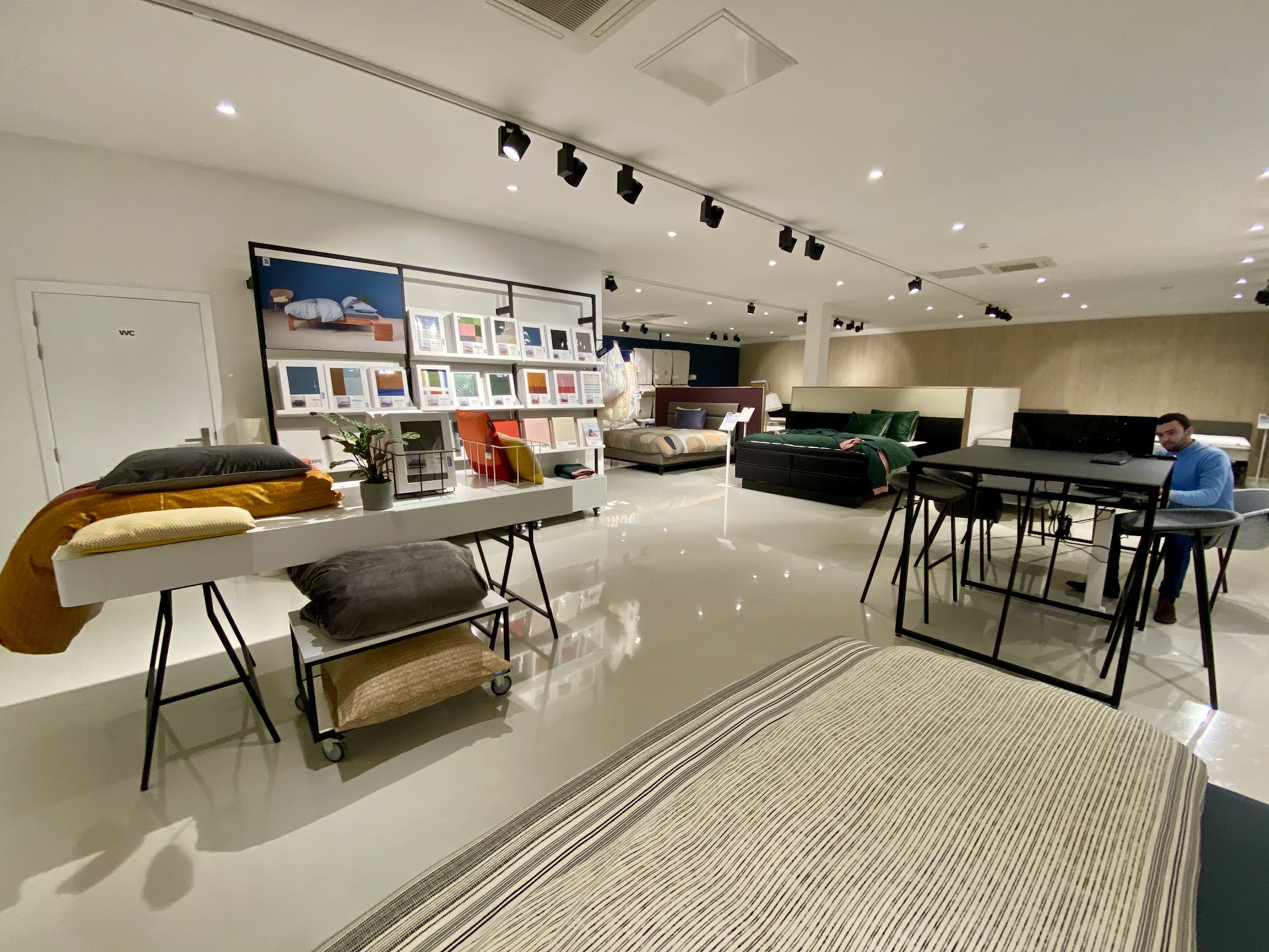 google:places/ChIJ83JUzX3Rw0cRVK-digIdFLE/photos/AaVGc3liz2oDLPsNjDKa1R-vvDuMGzGrQYwqKqhXLf5NkGQLp8FYehh5KJBaz-pbvSJ56RL8Grcj7-VYpCieNOHrYkHCyqClOh5Vl0ez-zXywFFaUOCvDsoCUEgQe0uCkfmG02nUrk9_oazIMhRsx08nIdnbLn3Rk6FcZTCAAIX_Fdo0gj-TvZ8Lu67-Wx0Y0uB_S0fV8rnpk2f6RgQSEocxj68EjJWvEuuN2TwLTicAxPSfW8ck3cLv8_d2nuO5ZaEhoXK9ldhLTrpp9hup9w_lHWqBENNs2SqFpsoAQVT0ZSwmuz6ee4lHA7rhDoNUDN7aCN24a5Lhcsp7SrqYK2e3IfmAaG4WhDx8x7VXju6Fr65L8gBsbTVhOqkDmR1jbqG-zacb0ZnXUB6uyzlveg5UAGUXvS7NJIqRIIZwbG0nc4WlJrM5