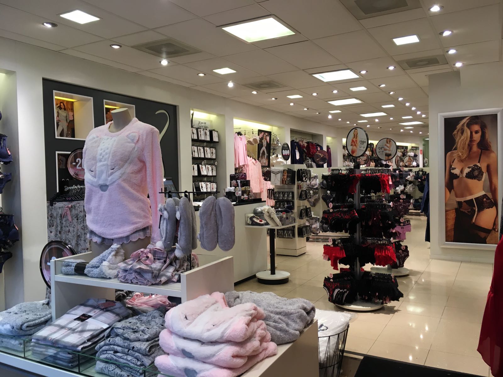 google:places/ChIJ-95g6dHRw0cRhnv7zk9Dn-o/photos/AaVGc3mFTmXm7rUYygg9ocC3DUdo_-C-HncYuuRfwccmdJPRYN2dODDCtAe_XIJ-svvZJaVZTrFg3evZwCPxSRFfcuvegc1eXBohPU75mm1WcJ7ZgT4V7YxgcmMFfYfvraFdHk8jb3F_7PYw5QVMz-_ag3TQCYJ8umtKqePlEt56ryIN5N7pbdwrc0h2CS44WUvZCugJNgMeCGcv0Bytp--KfLn6NPyyNWmIgpYWJKu77vOwkfRmP4-pdquI6aqbJvAv4MQ2vYV0WsScbgtpee6gU5PgtE9dBGgtEb1fnUxzEY7PbIpUHfIbI2foe8W-e9fui8w0bXUOCEmHB54szpxdD52dUrUMboLtvLIC1OjyvkhLlHy1dvhKHoHyXBxSgrQNjUm6IoM8cvb5n2G4EPGarxpdrYETUMzqakcocOfP0PCaRw