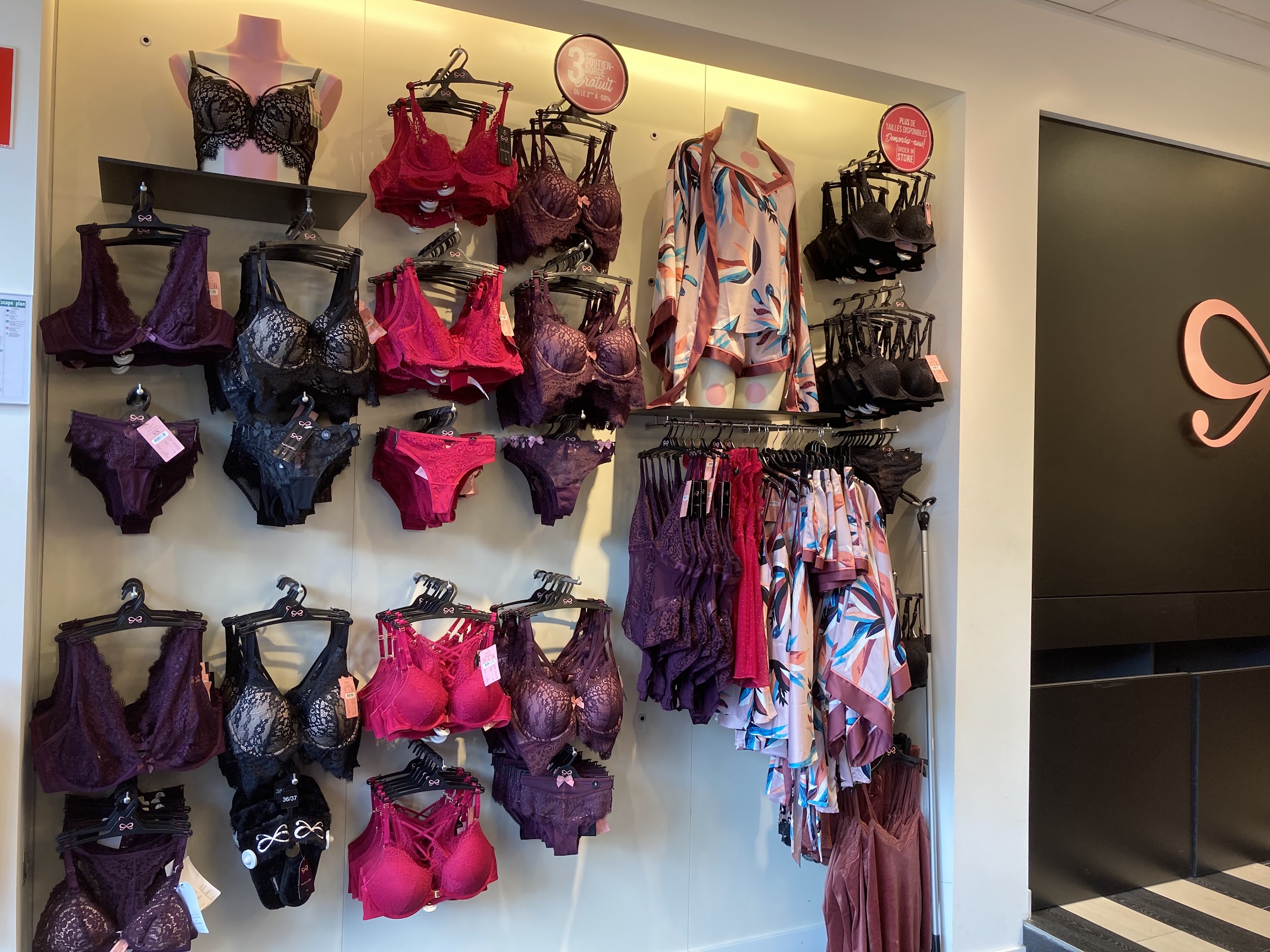 google:places/ChIJ-95g6dHRw0cRhnv7zk9Dn-o/photos/AaVGc3lXsX1Z0iMbUdm0TZKEJOx7osymp1abB5IjpZe13u113BlV48goWG7SvxZ_K3WC_OBi6FOSJdHarSgFRpkX1jW1RdECATGa84l82ARlCUi3TgPt5jmHqEvatbfSA4Fh3xw1CwUTz0LwwRkw07bbsObFBMm5N51IfXWz7nSi2xqf00OyJLi59Y_yk1BIReIMi6d_Dn-FK_DN8t_2VtfIJQd6mmyvFd3v36WPH8JCfYBFitGx3cA7QR9p9uHW4h9Lffm3kaVRzbOLZ1xXLIfAsqlaD92b0UAPfVIt3bYRDfEVc_9lrMstaUVvwS8uPjVIQPLV0Fcm1yaF5z6MSOqritVImStzyobN0nSprX2GoNffvt8oz0NZR15jls8sL40904ULZLgjeQc0WKViFvLcx_m5QfDdJFPoOvMfCX4_WcOwLhjj