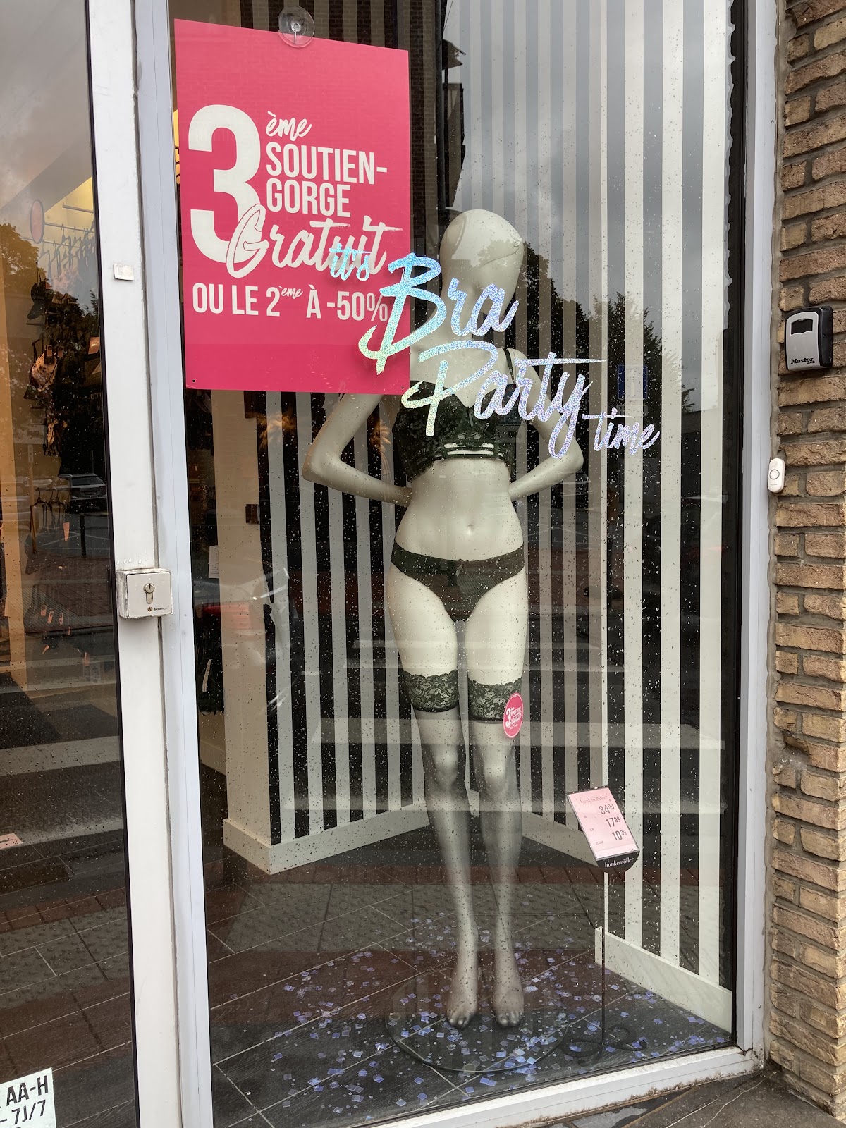 google:places/ChIJ-95g6dHRw0cRhnv7zk9Dn-o/photos/AaVGc3m8EVyicVSXCifRxaCrk5wMXe8hYNpORj3foLR-qkyWxNnVIZtcbqOQK6toQeBCNgNgH1T8HAG4w7A0DD50AhclFWDAzyAh87rxSov7Op7pcBabhcFlsho3aQNsFUQgZJYZZ2wFqtUx92M039yOJCrrwtUKcdcFcwfjIG0knfO7jNGtyo6LVeHYkeQahY2F2M-iOBpYJwA20NvE4fnGDJBUf-EJJ5vC6jMfAsRVddwlk00nvTFhFHcm4DMNnStmPCmQmCZTUWX8sjaiIjhMmsXFFIggSZtPH7qhjzYG1SvqcrL7cLFB99eh0ivErNRf6t6_LaMLl2vxohHrupdrcL2IHUBhL6atZicu9-3ngVJUyVySjkEv_zo3rPtJbykeNAtTc16pxSTOOEeprzSKoUkEb2qKEjwqoxvBD1BN39uyNA