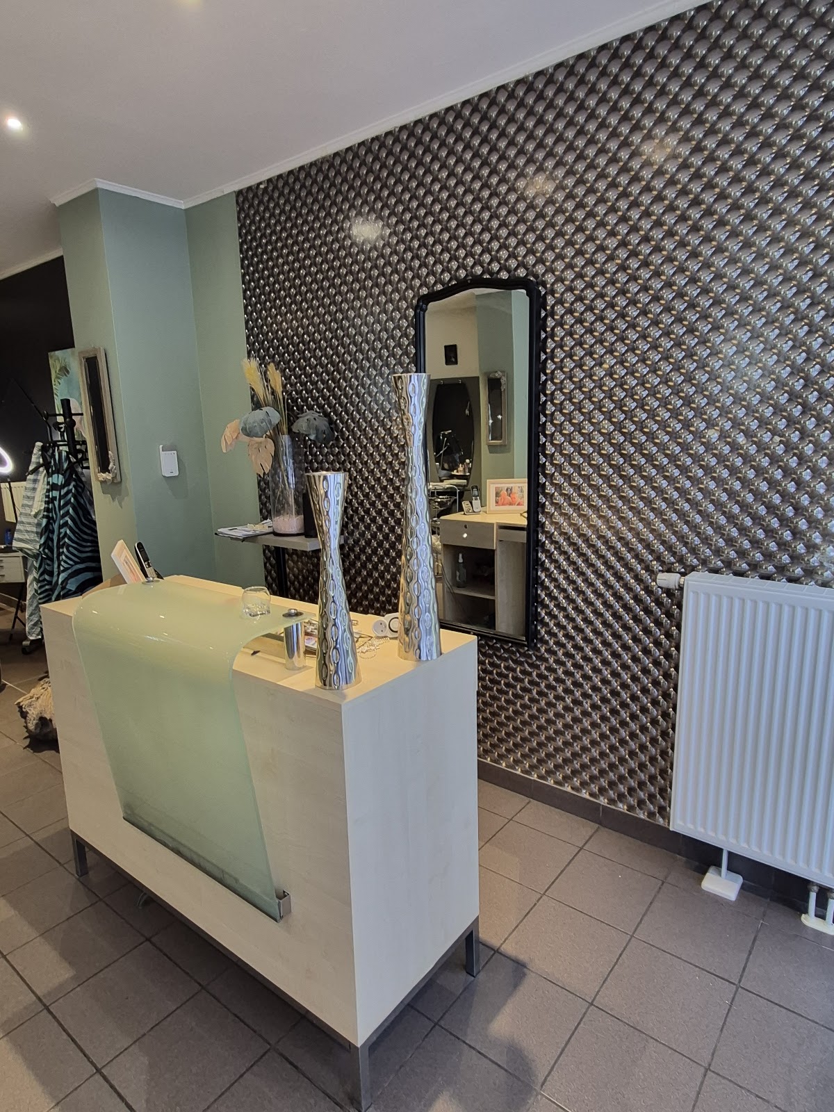 google:places/ChIJCaJ1S9CZwUcRU8by1u44Ddg/photos/AaVGc3niBmftyBasZeEiRbFRZslecIy0KUTDmJkkAOSkCEMlsT9OxpTNW6mff1GUEr-aNFA79UIufmBW9edBAcVhgAPw_m8FbiPZjYh1Fh2XW-d-wrXcvEB9NAh7HFbnQRZ7Izk2Ueny-jv_LXtAkmarC56Rg9PVp3BOztR3kSg-bXFhtOB_CNlFMBa3KG66JtczG2WL278XD8