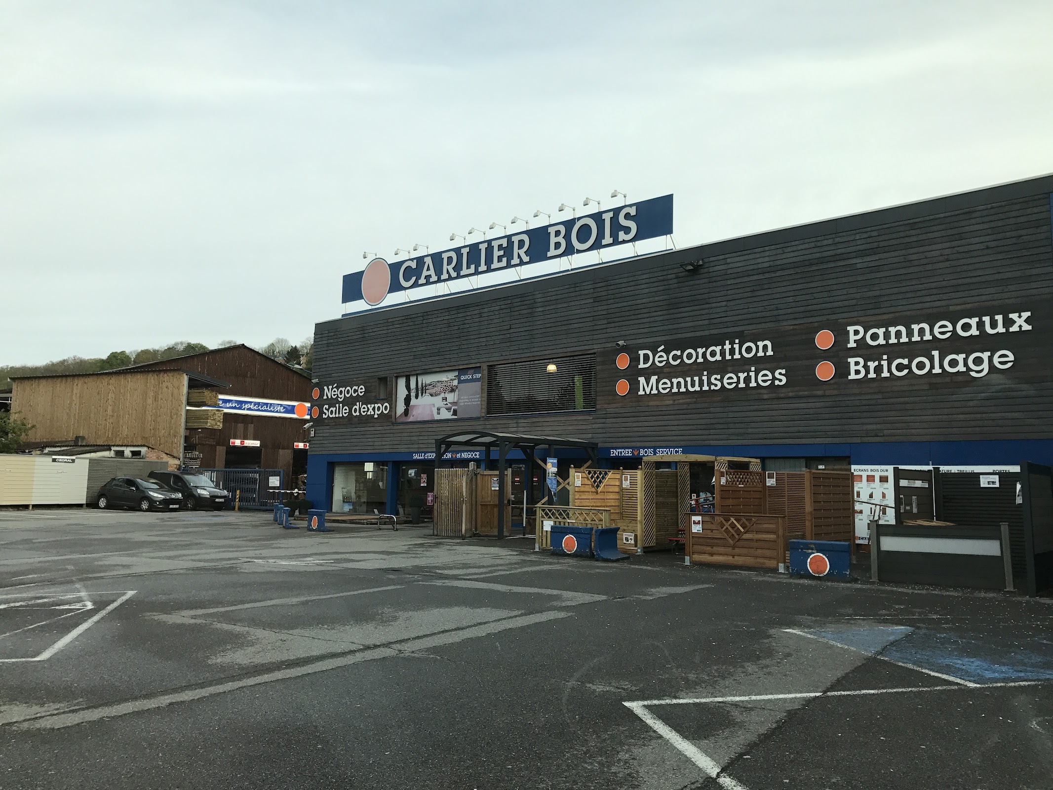 google:places/ChIJU7VNFhyZwUcR9iXOt5Bdm_c/photos/AaVGc3livNrgR18J3Ba7q3WJlQJ922eH7y6tXxW-YSEuLTgYN32pB-w3_pHH3N9WAggnvOZ5nh5jNL6Q26TJrIDAAYQzmpk6wczI3UXAZzJtc49L9alcEKu-xWuLhKJQFvNtQkaDwG-td6PEWoJFfs6URGUpMaCPxQEAxKs7bhufCbg5_Z1EdqhemTO9zLPq6jBkePSY4_0vyd