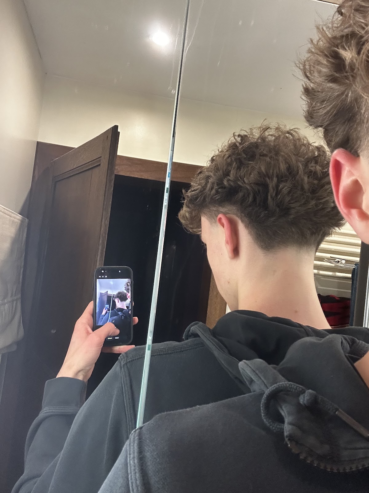 google:places/ChIJoYZpS96ZwUcRGm3cEvFjDks/photos/AaVGc3nsrfi6_MkfURnA1Ac6p3YxMJfrPVxPK_wqaSQG23NBnnwOXEIxATCqailpvAIZbbD4SxBP1nVQMEyPyk38GKt52NMtGDtizNpwhny2w9CNkTuxXqkWAIi3jjWa8aBb4xhFb6Y3NfmSMyx3TPOGwX2f4nVP-j6KpObHbzLFQCLzhQ3yVcaDJnkcsQH17jdH8bBDEn8NkV