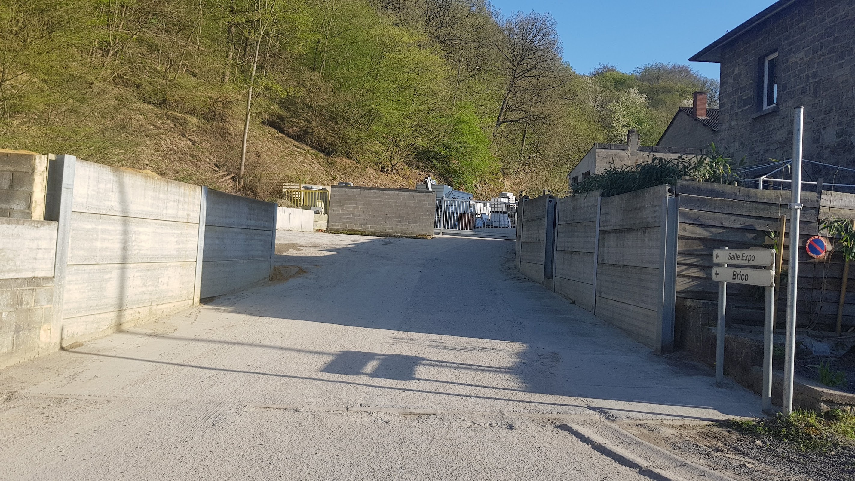 google:places/ChIJdYnZPiyawUcRYpFkUyv7ROg/photos/AaVGc3mqLZUzhan8ioULAfBvD-IjDnPY-z6HwpIxren2DlhGDtNO1yTN2XBqBtQWPTd2j2YBqd0rapoNxJKSh5kMflIwpkP8zWaaRwMNJM7tKRxN6TWbvdYgOKeT_IM64dC7U8AigBfRtqXqZ6oOkMwA9K5lXR4yRJ5tPVwCBgEei--0ooURlrWdxgy0GstnoCR81goUBH6SpT