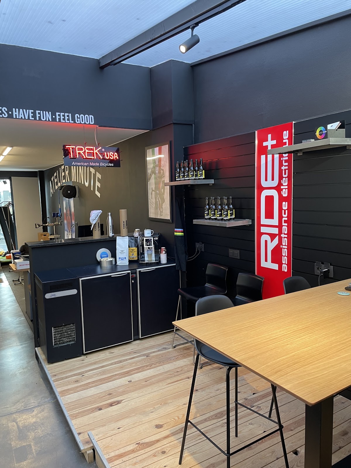 google:places/ChIJaeZkC3SZwUcRyD6gyuQdknY/photos/AaVGc3l8Ms2OV8qSTk0vGeKidDHfjRsRLrKvgljZUnIEDvZRj4V95pKcuqDmsCBLjIdNoxX_YaC0yc0czAdwE39tBMUZsn4r8aj-tTT-pecy-_kUVbl-rl3wlDP2ahG-v3lu7sSy2oKelYKhMJoVyfPQF9ypRP3c_6JkOKIMI819mNdQDMksALBEFx_h9JhOs-CW1mAXmCVJym