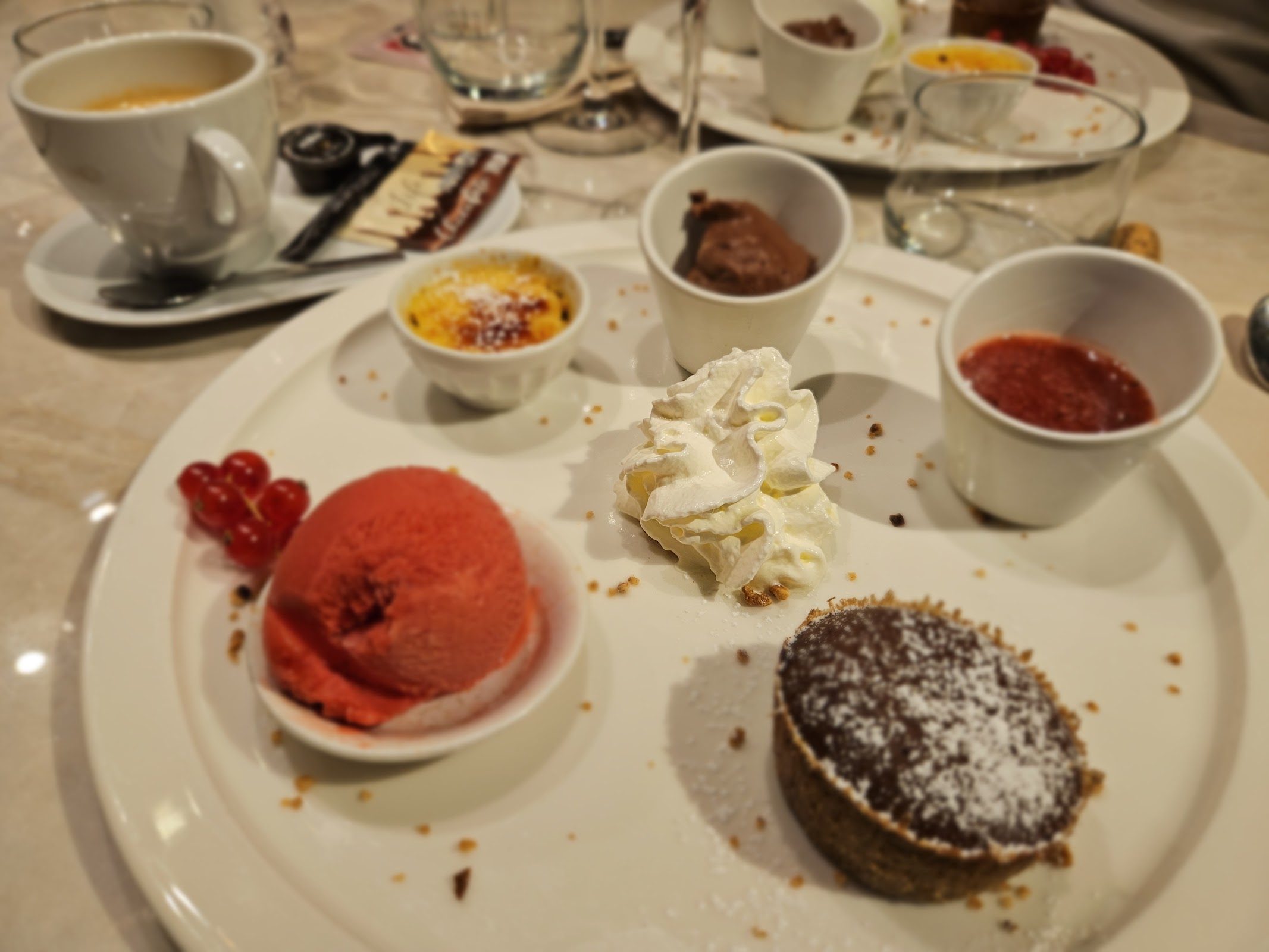 google:places/ChIJ7WcmwI2ZwUcRSEuRGiSUdDk/photos/AaVGc3mb4a1bkew9bY-vA_sLZQHHu1Qv4kKkYo1FPdfrNvj-AHv075-kOFXO4aCKgzLPB-JYru9KKOWxgMweHkpHhuLL-d4fyyoUxXSfHJ0g1Aq6IoMN0eYIAi-EBSAqHNwAHozogwVZfo2cHWiJ7xcHYcgKghJlVuiyT83LiOm3bCbz4Cvkz7tatJxIsV3q2NXKrTWgcrnAQM
