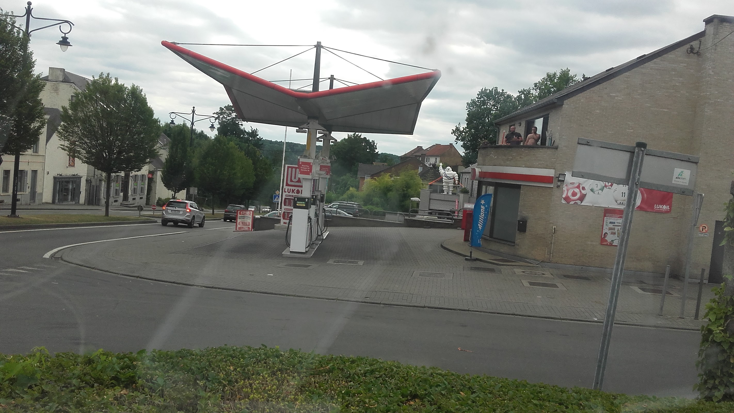 google:places/ChIJw30muD-ZwUcRILgS15yiryw/photos/AaVGc3mCvyDGZ_LFvkXamuRk23zhPe6uKDKi-wJxYViXdNUO4dOxKxrLiFSFUZj8HUTB8ScYkq1zF2WmExe4PNki-E0DhQrc5jXE6IboXLHLw8X8WXChNmVEBq1VcAoOUJ0-fZMA9odHzJpo95El-DMZyI2cEtj31FPqBylkE3NFLpPZUPpFA2gk5YLeFYK2r22bFnSqgX0cX6