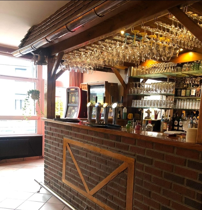 google:places/ChIJnxp1Kr-ZwUcRksj1GaG0yH0/photos/AaVGc3k5gJGi-BUfYZIm24V55ek2YIRU_KN8SXN6e9ikMSZFZ22NvFypbmColeoFVIC71H15x41cPGtnWHAkFo4zeMs7WzdVDEwb0UqvYt4DT-f4hicy_OUfDj6QBwWLc8KtFriVsthJwf15M3GuDw6l0G0W2jDssJL2bhNikSzvJGbiOzMHEEAb9-j6r-nnsiQbPZYQeS_LEv