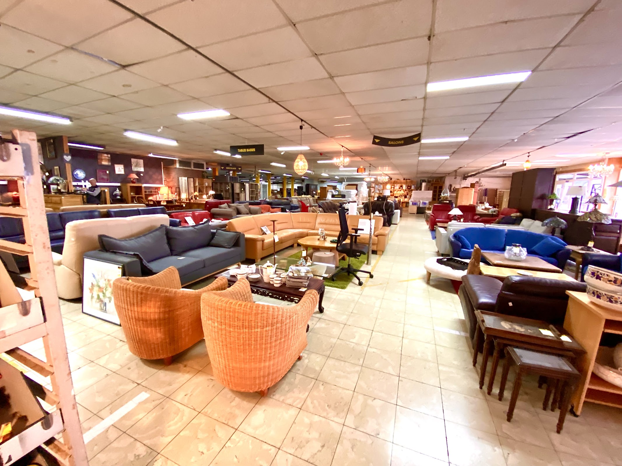 google:places/ChIJy9BAdE6fwUcR9jsSj3sNaCk/photos/AaVGc3myp1WF3dZWIHQlYWmdd4TWTUn6HVZEIOFsGi2QxLlZz5UbrwEUUI7jNrUuLM2o_Q-_QhucCY24y_HezJWHdWVQdMd5-4MWZ91FsFmW1Ug6py4vak9BUQIifTm8gpbztzgVrBjHnun47T2W_n5DySRoWJDHcNNDHjYoCY0MneVHwv3JM9deESqyIz8okr_OI51wrrppF8