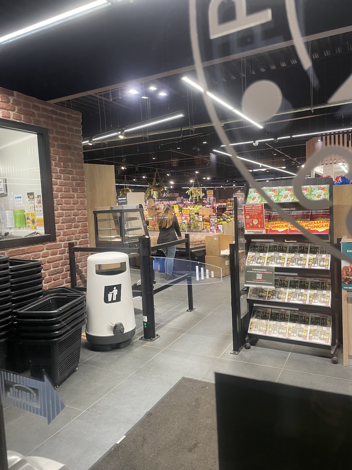 google:places/ChIJ712SEbqZwUcRvpVog_D6NVg/photos/AaVGc3nsRGa2VBYRFlDyoS0ybwVcuUlt7ExctzjqUJbz84mJNTH9yQLNn7PqVVpXvk-hawViTTZXbD1XTOA7KUlOJUUTsMC3WhiZWr0YhGgWMfdJEO6TTIygfhFVtk1eceDjM8iAaBnj3vCy7hYKkCZ4_9wKpR-v8GHkg8YJ6WfykMX8kwvYfJzFV6eJaqjrRsWZVGi8yZxX2Q