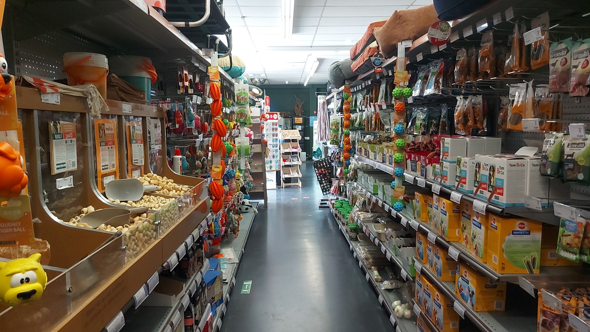 google:places/ChIJp7g7__WawUcRntqrZeMmcQs/photos/AaVGc3kqK8DR4UvAq3XsUUes8J2qUEZiW_4F69wGG9JR_Xci23T2_eJhERxEv3seE49q1jSKIZHcqGJNW4mW9wqC6sPocKA_YKQC9RTVSSK_RyclmfVOgFHAL5dk9CNrKvQmu3J1jpuBuh0YxXpeWcehgi43fIyKpKlagFIlrIYWyApcGAY3szhWHj6Z2ybMFuwu9FIBgHnNnF