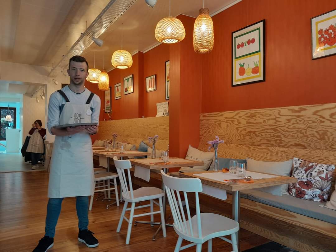 google:places/ChIJLVsWuzmbwUcRy8F9rZ0KX_c/photos/AaVGc3khoOHWbNxaAqfKaqt6Q6qQ0qmkgfKZAGI-kxVjDvQAXE7vdiPagLUeWZOzuvZH6ZeaRPUIg85ZnDzn9NqIjTe_XdYJH-Bi7NP8VGRpJNDsuEHe7v1lkR3Bnap4jeORLXj3zizTAG4sjizNQbBZ6Nmcjh2nQY5V34UBNV6N0sANyNk9z-eq9xAZA0N2GmdjqxCjc4ggPs