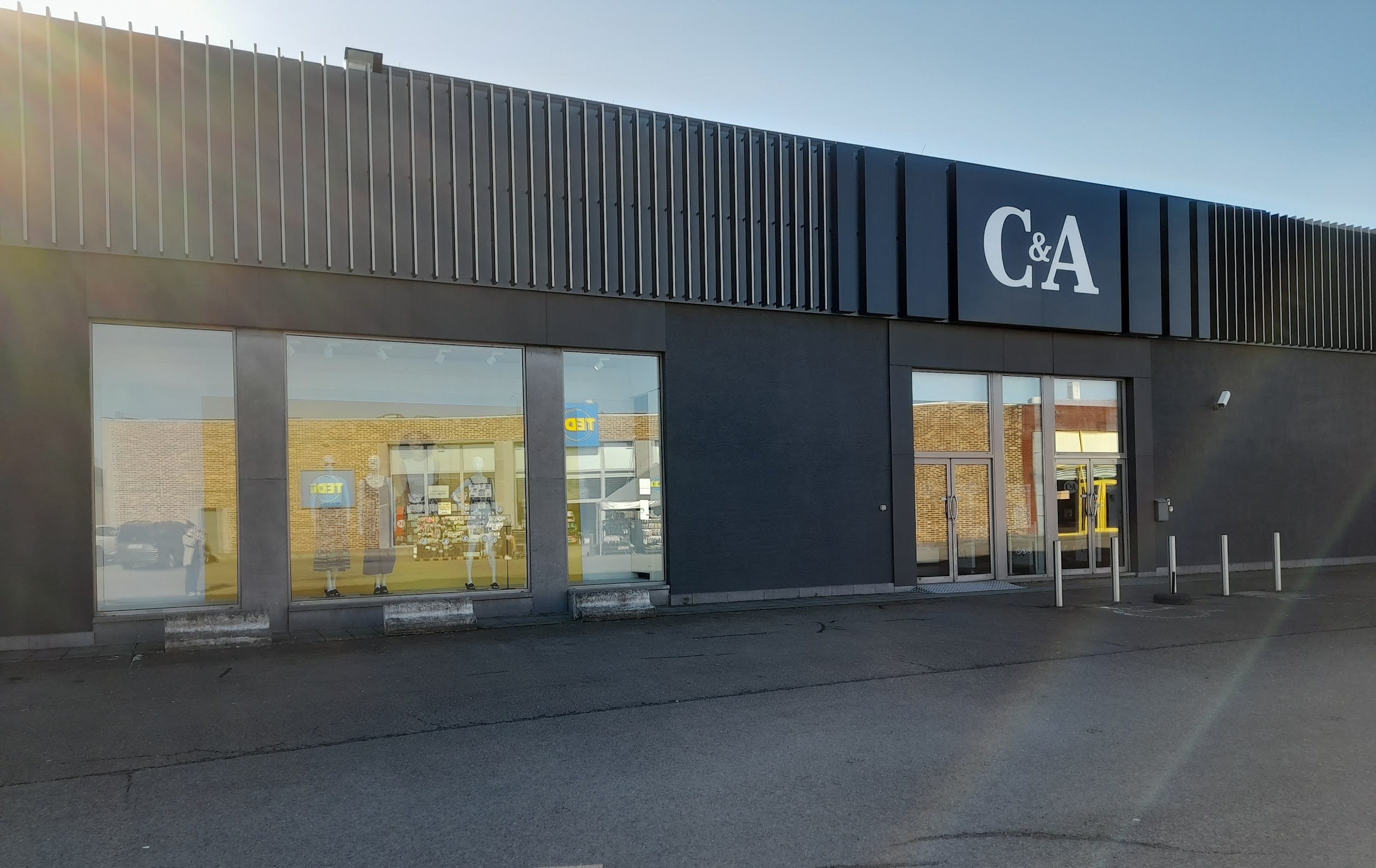 google:places/ChIJA-2-POSbwUcRe9c6JsSCt9w/photos/AaVGc3mJhs6tbNOrlTwSU2VD19Vi6ZkPovuutaPa-NN0l8ZHi85efHodaHRJx4D39L2LYsh83DcH2x_aisbMDGrwcQDAWFMasRrTDf5gMv13VmoP75Snav-VJlJmd2ME8I0NnbqWhmiitPxdXW3wCUlJSNVM01e2miYoS43t_-W4U8p-IV4SSTLZbpEUEIzW0RhznQjBjQduHR