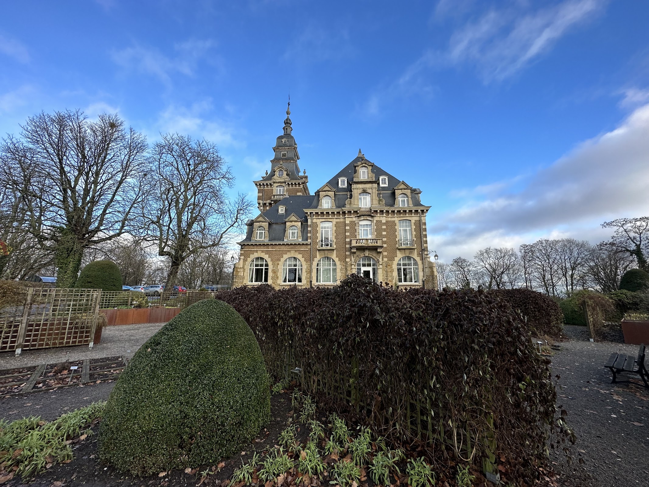 google:places/ChIJ_92KQS-ZwUcRpJ2JWG51Qqs/photos/AaVGc3nR7Xn7fBaW5eN43AASCCRjmrq3udXE4JuqbOAtLTmbs9n3rHuhCGPYzYFQIVilvGsxewwvC-nsMLhcgsAyuBASUvLjH5GFzJH8mM9Xq5DsUm2Dzk-ockd0DryEeA1ktrQeWyNKimgeR_fKPIJE2lV8zBa0PQHmREVHeAp4PvwbQIcpPLlnc_tqn9rRQmHC5rldjR13rG